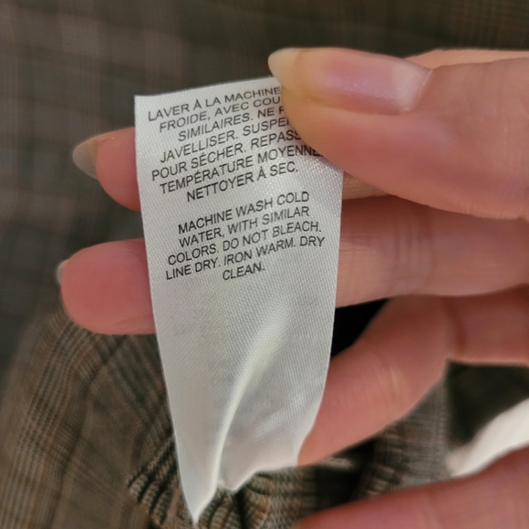 Women's Plaid Mini Skirt - Picture 4 of 4